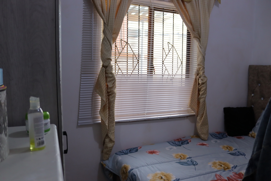 2 Bedroom Property for Sale in Diazville Western Cape